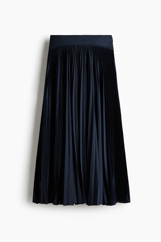 Pleated skirt
