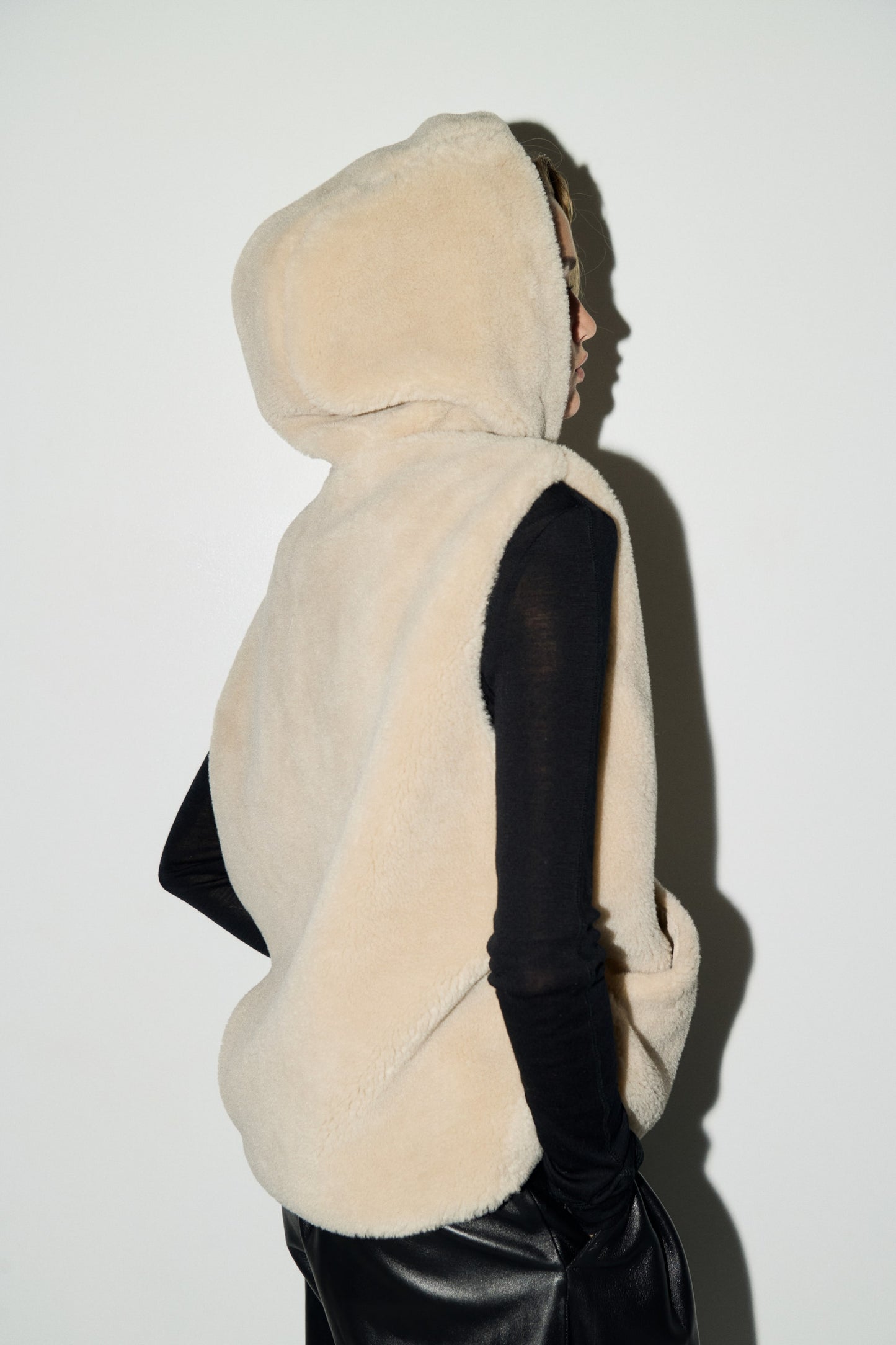 Hooded pile gilet