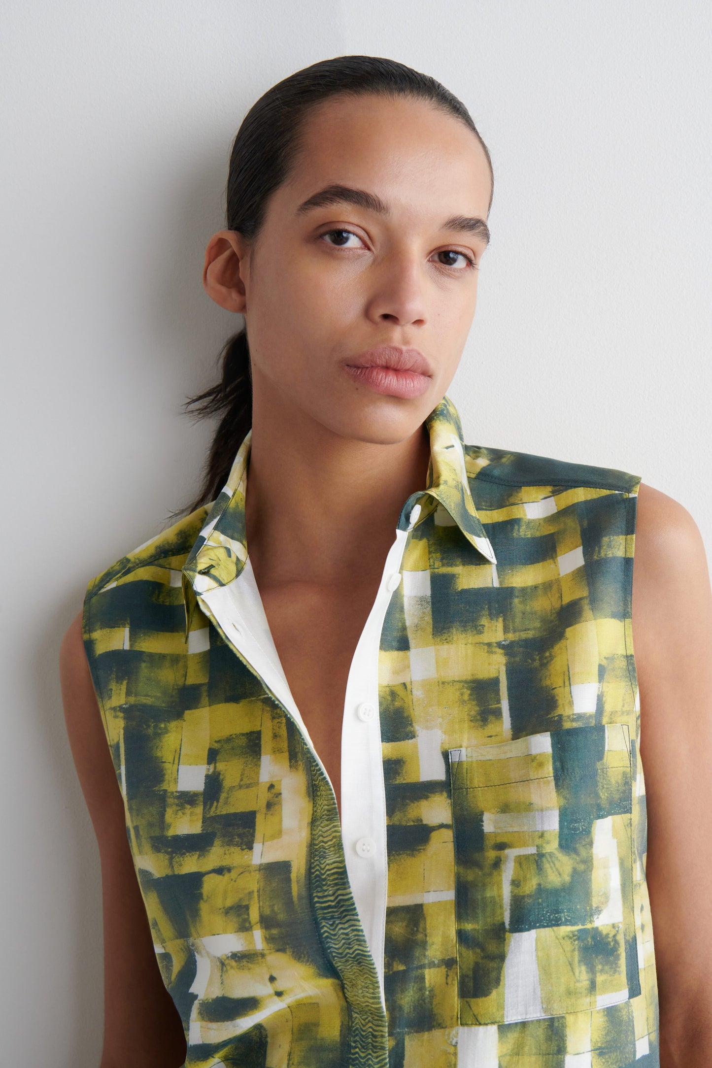 Printed Sleeveless Shirt