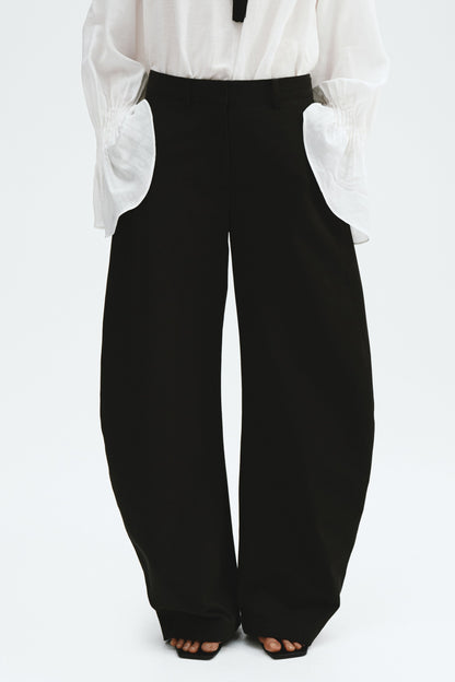 Balloon-leg trousers