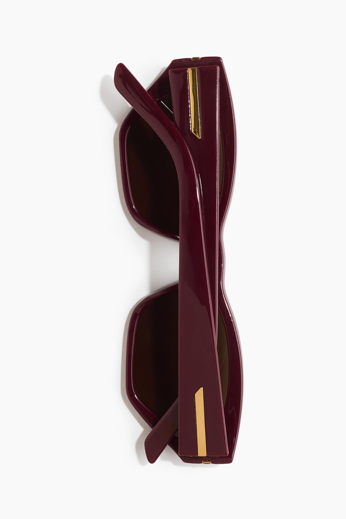 Cat-eye sunglasses