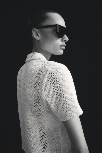 Short-sleeved crochet-look shirt