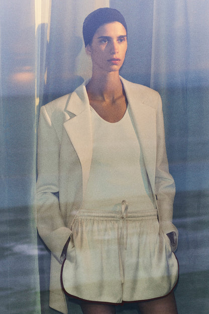 Single-breasted bouclé blazer
