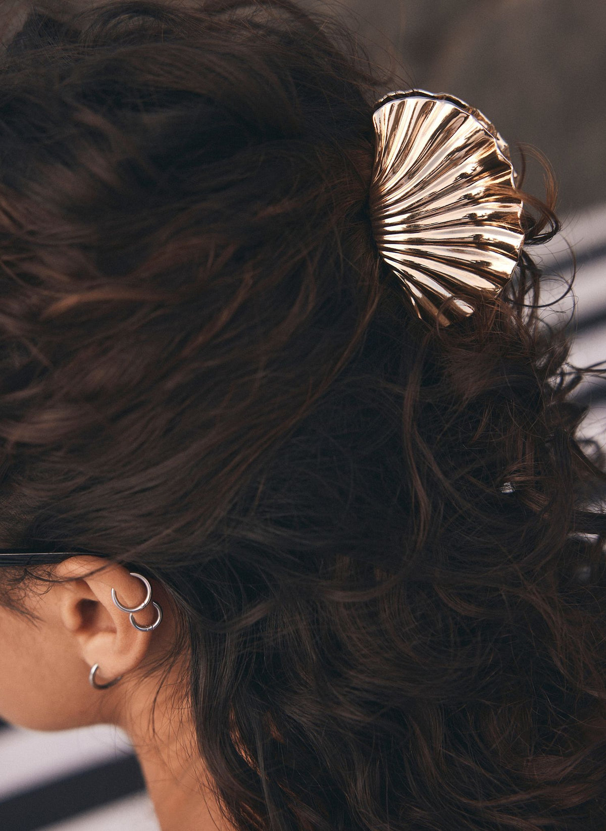 Gold Tone Metal Shell Hair Clip