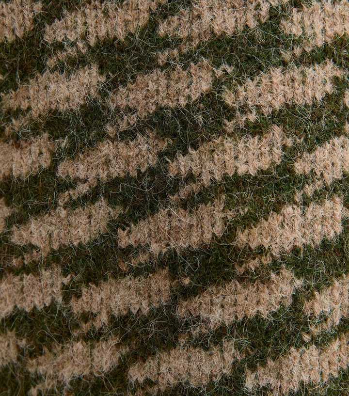 Green Houndstooth High Neck Jumper