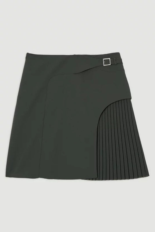 Tailored Buckle Detail Pleated Mini Skirt