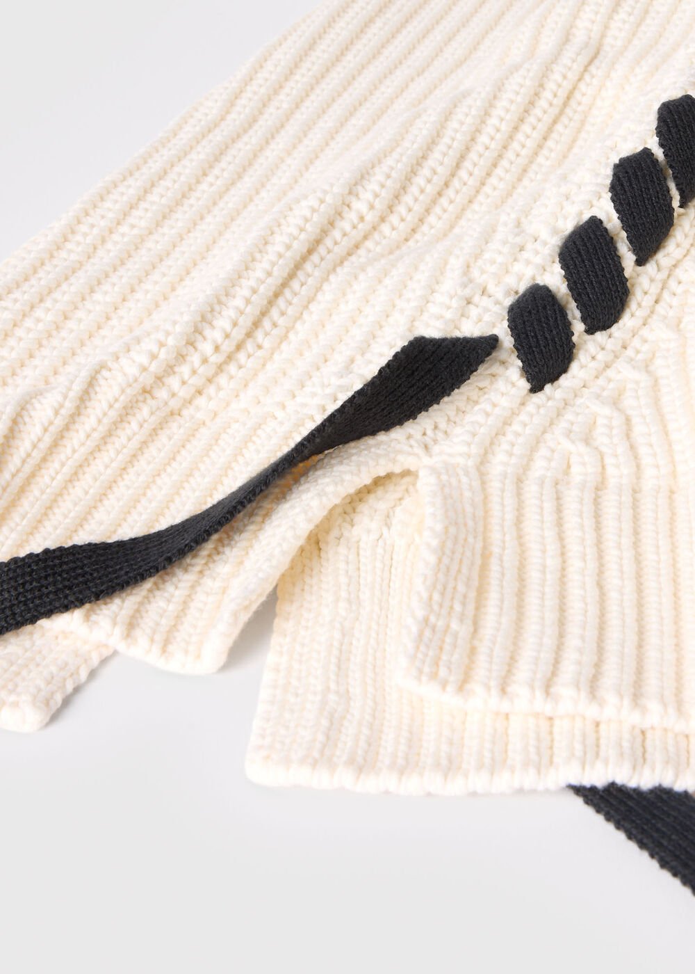 Ivory/Multi Lacing Detail Crew Jumper