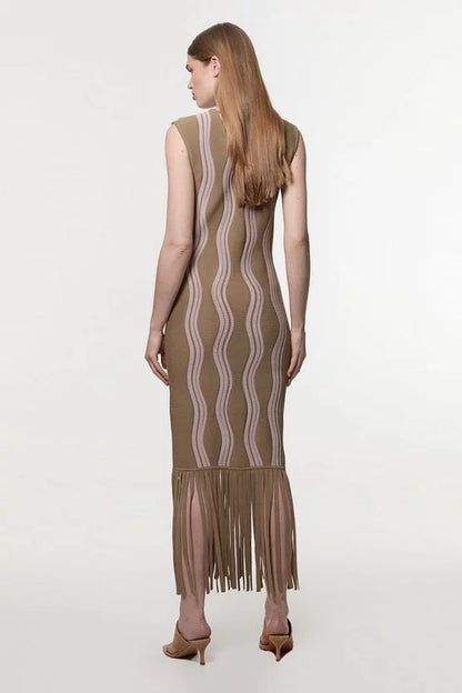 Contrast Wave Knit Dress With Fringing