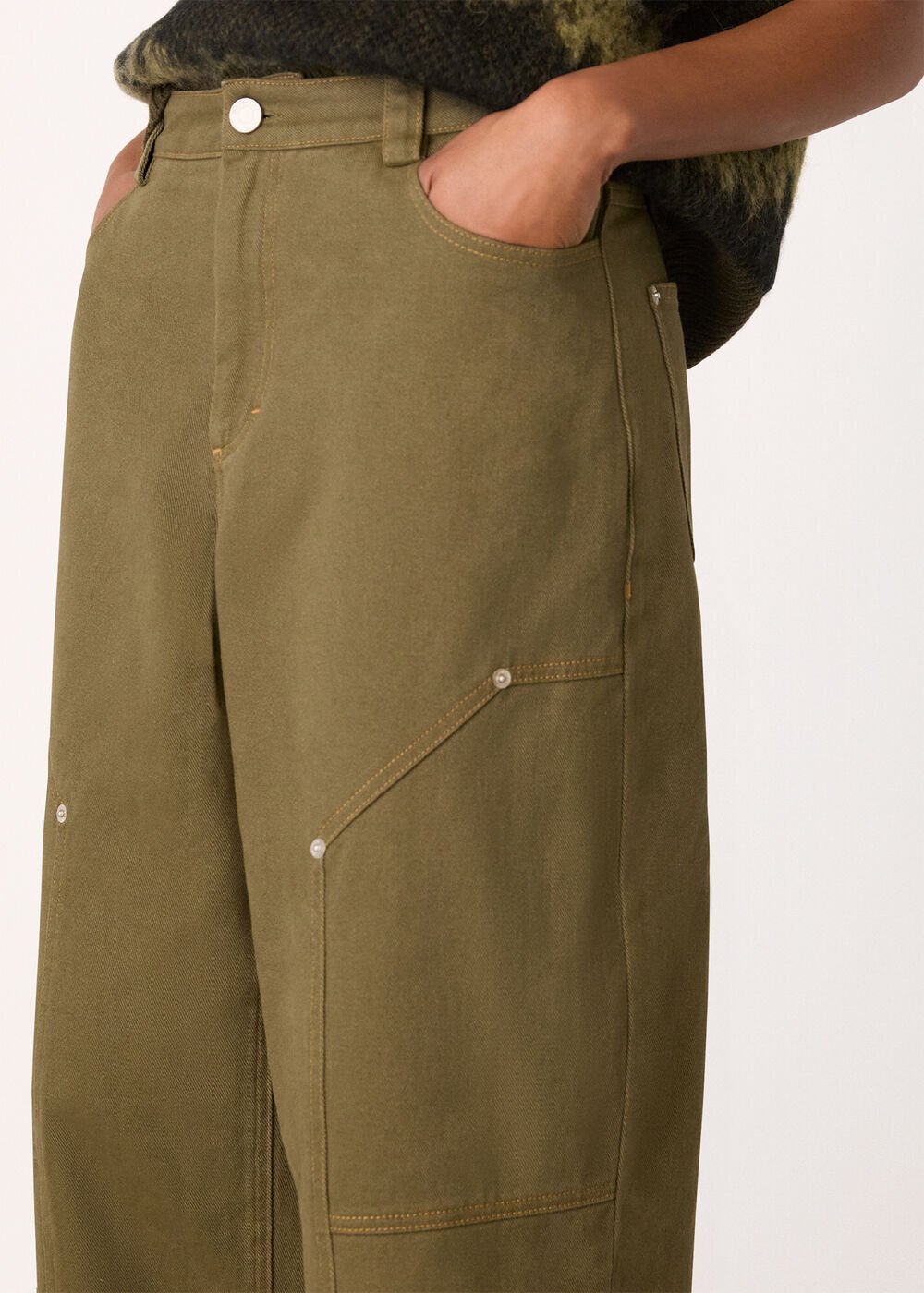 Khaki Barrel Mid Rise Trousers