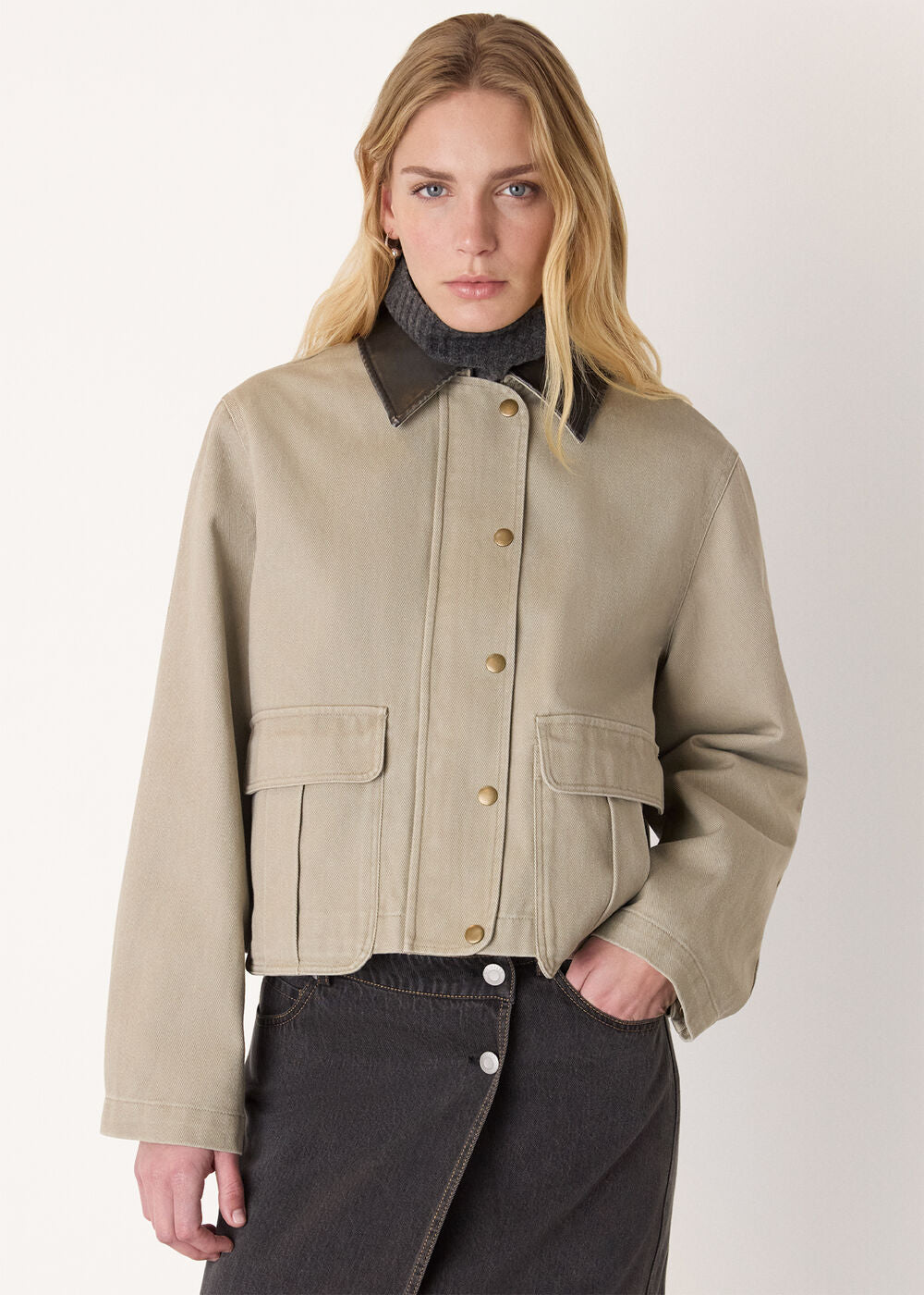 Taupe Casual Contrast Collar Jacket