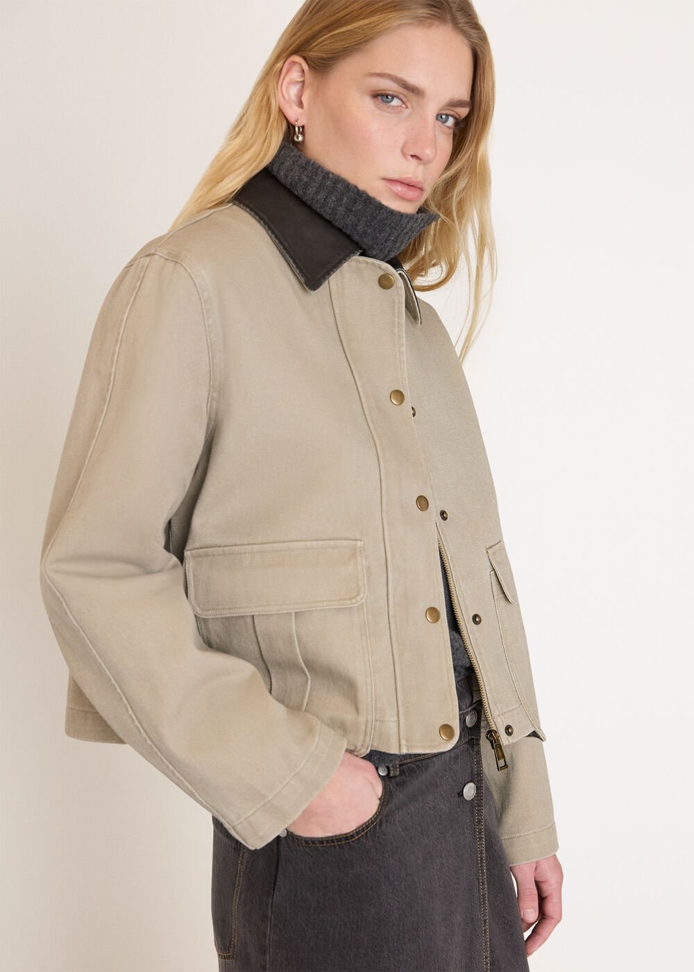 Taupe Casual Contrast Collar Jacket