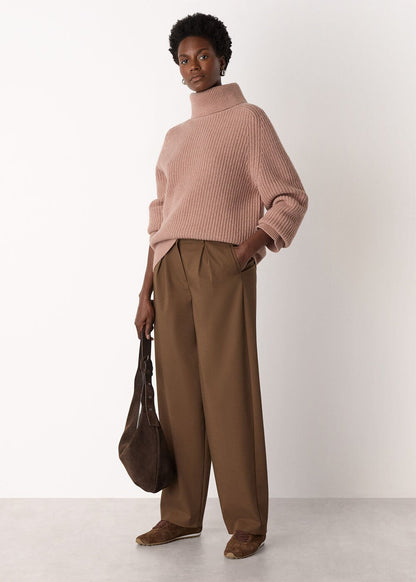 Rose Heavy Gauge Roll Neck Knit