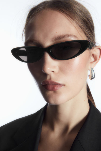 Wing cat-eye sunglasses