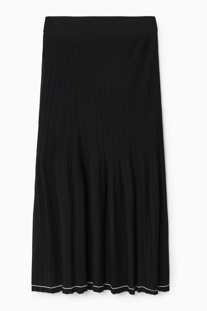 Pleated knitted midi skirt