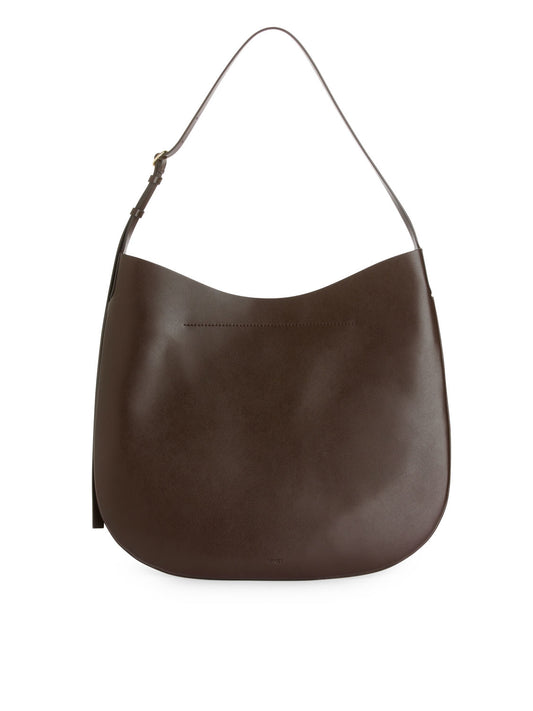 Crescent shoulder bag