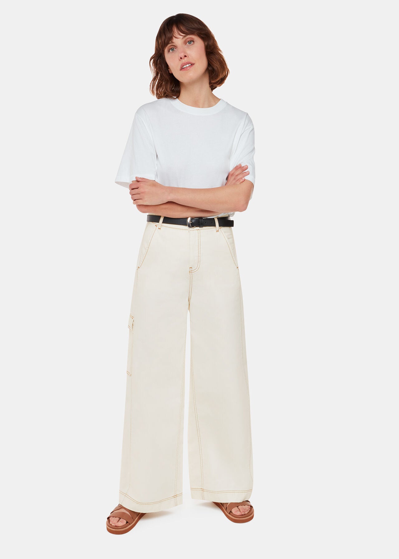 Wide leg cargo jeans